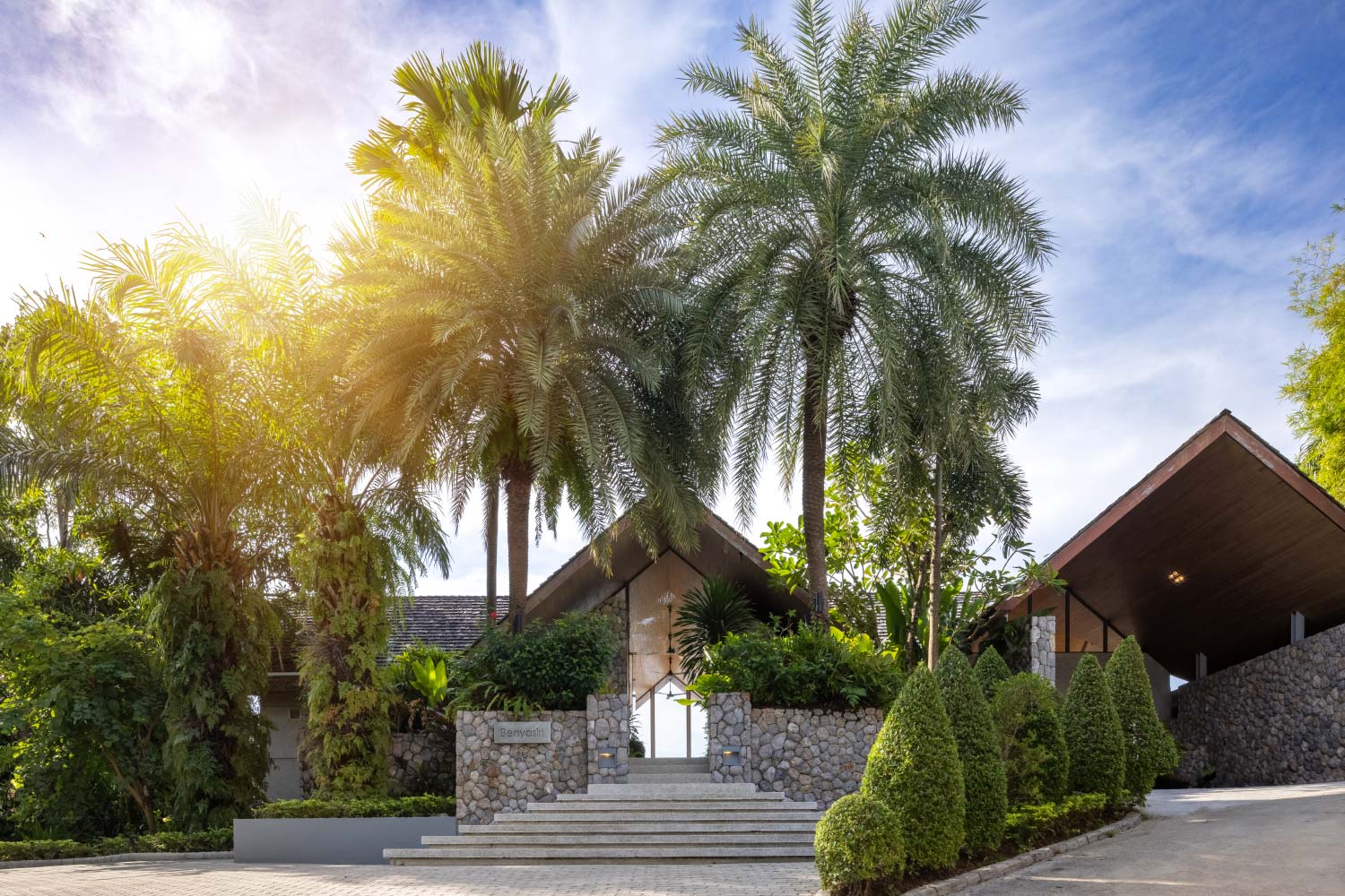 35-Villa-Benyasiri-Entrance