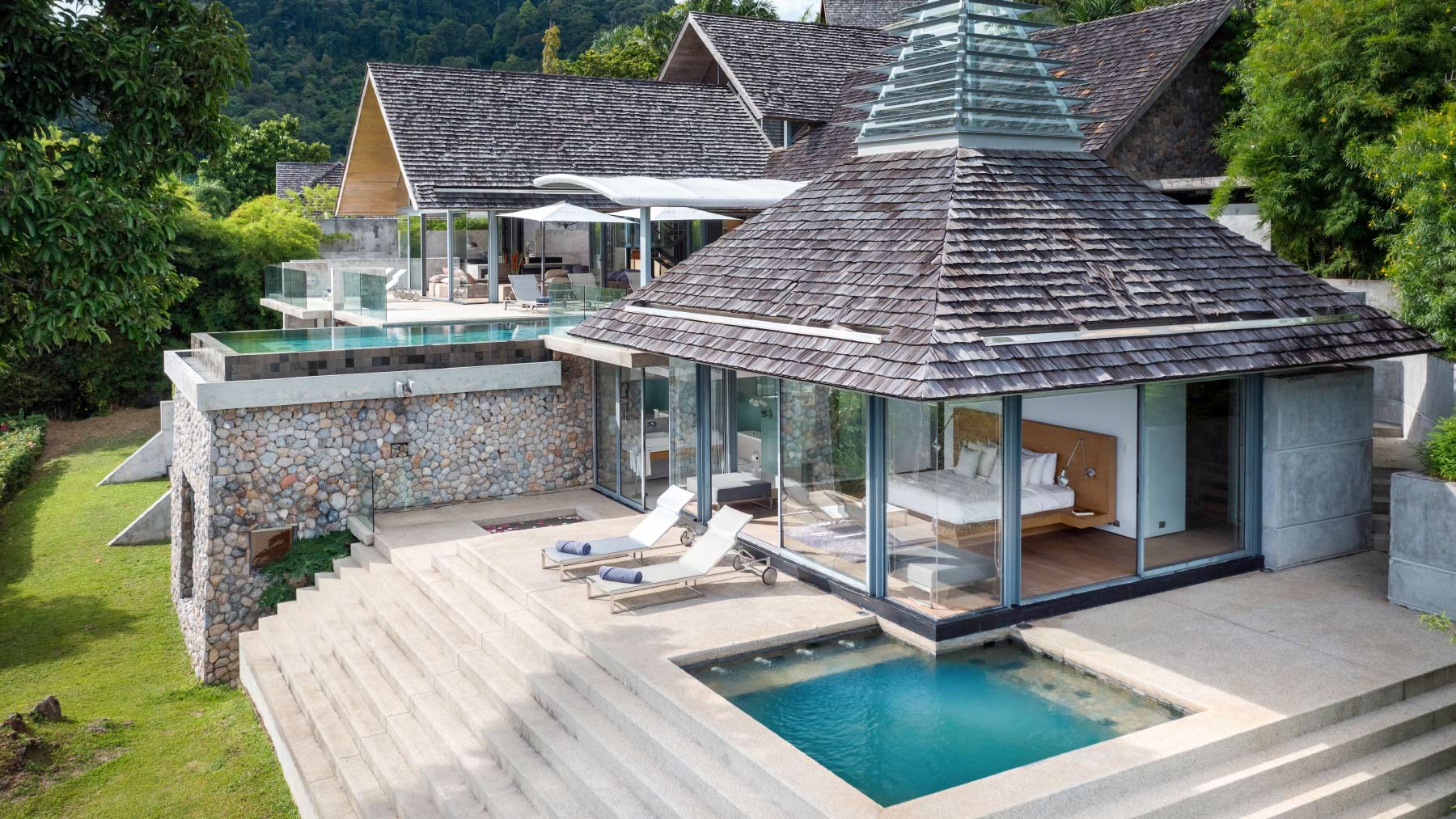 40-Villa-Saengoosta-Master-Bedroom