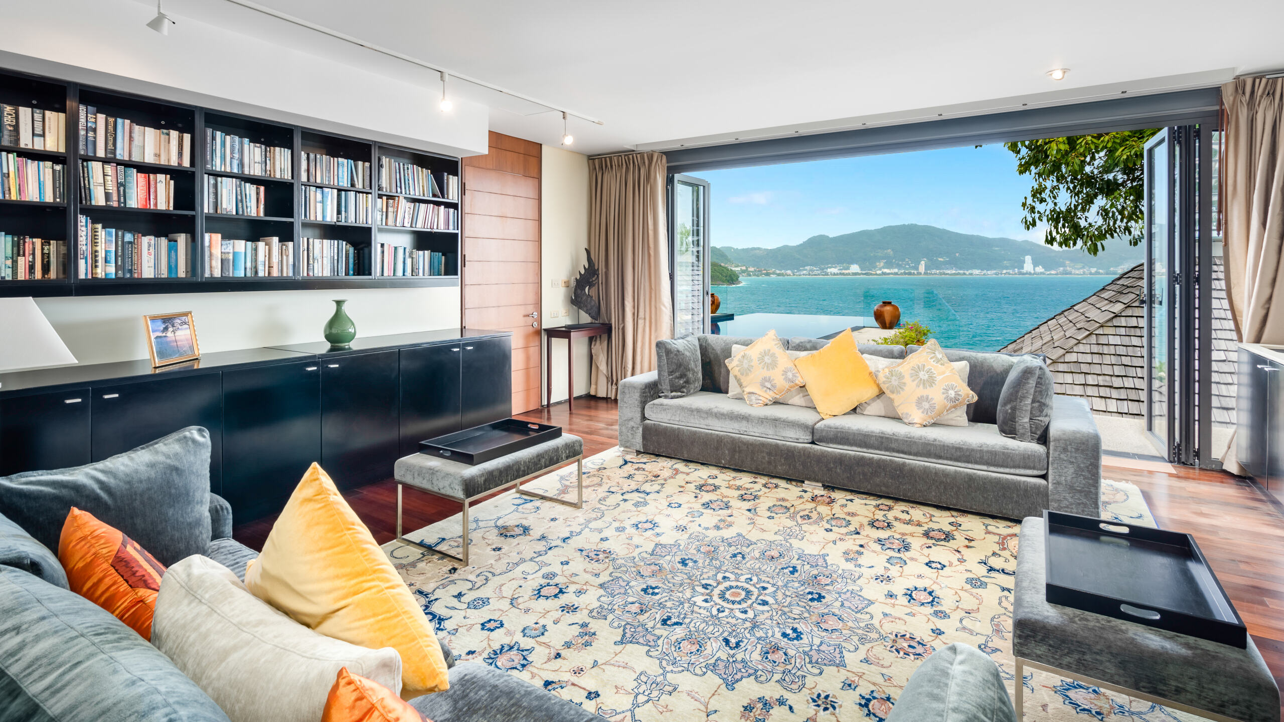 Seaside Serenity Villa - 12